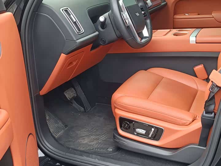 Li Auto L7 2023 Pro - zdjęcie 17