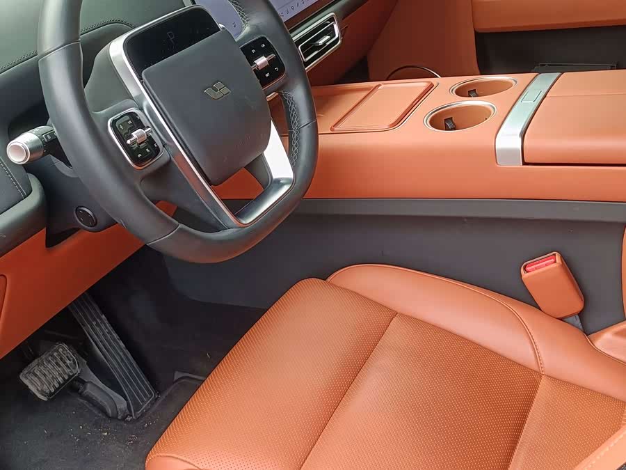 Li Auto L7 2023 Pro - zdjęcie 5
