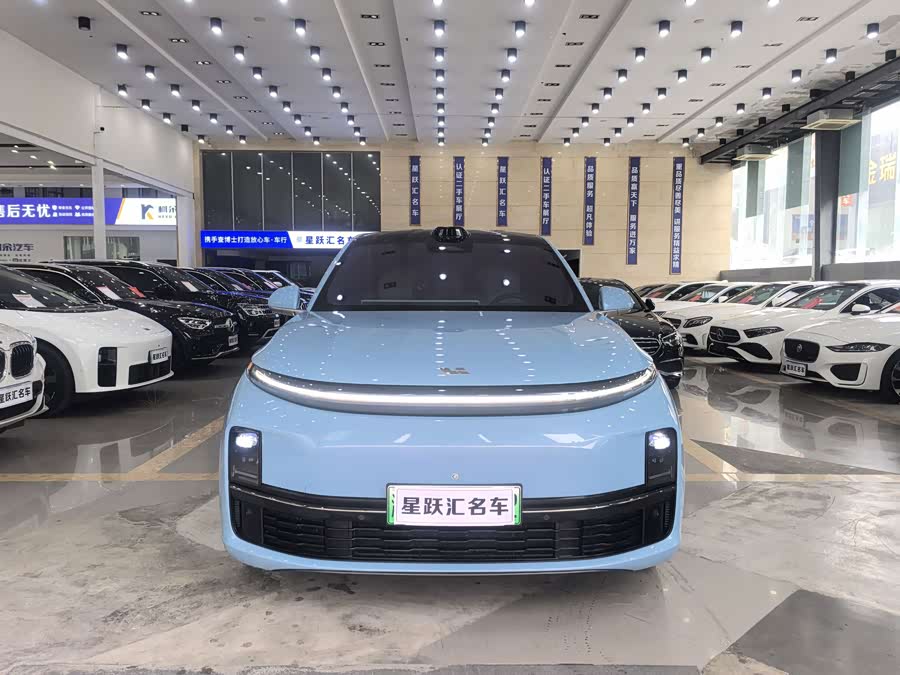 Li Auto L7 2024 MAX - zdjęcie 2