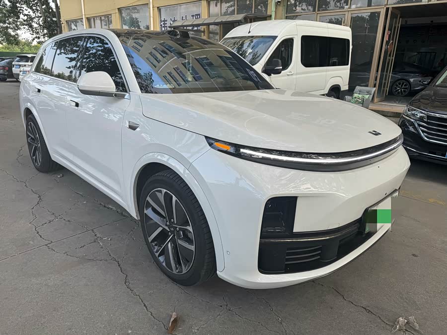 Li Auto L7 2024 MAX - zdjęcie 3