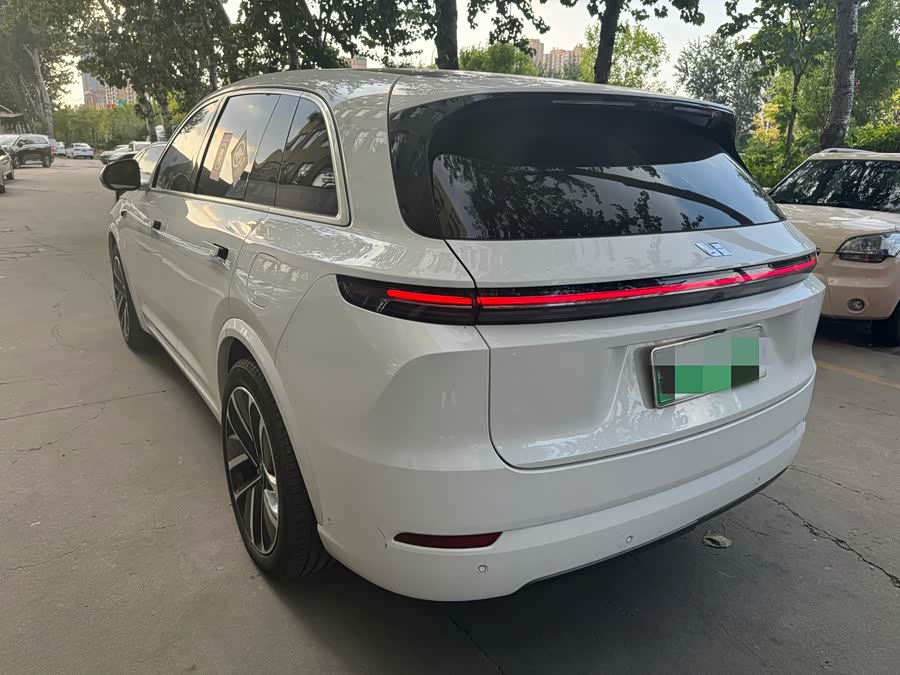 Li Auto L7 2024 MAX - zdjęcie 4