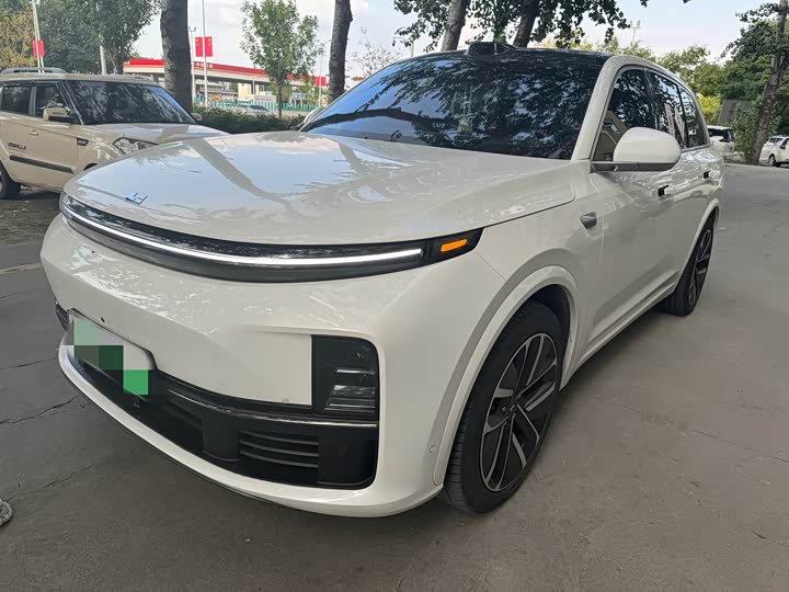 Li Auto L7 2024 MAX - zdjęcie 9