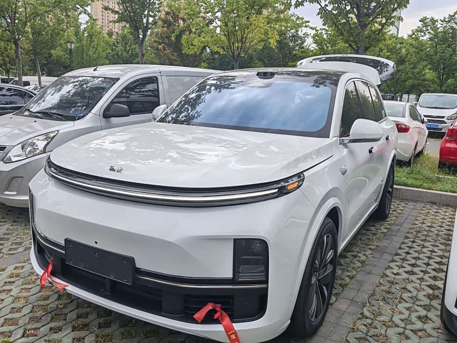Li Auto L8 2024 Pro