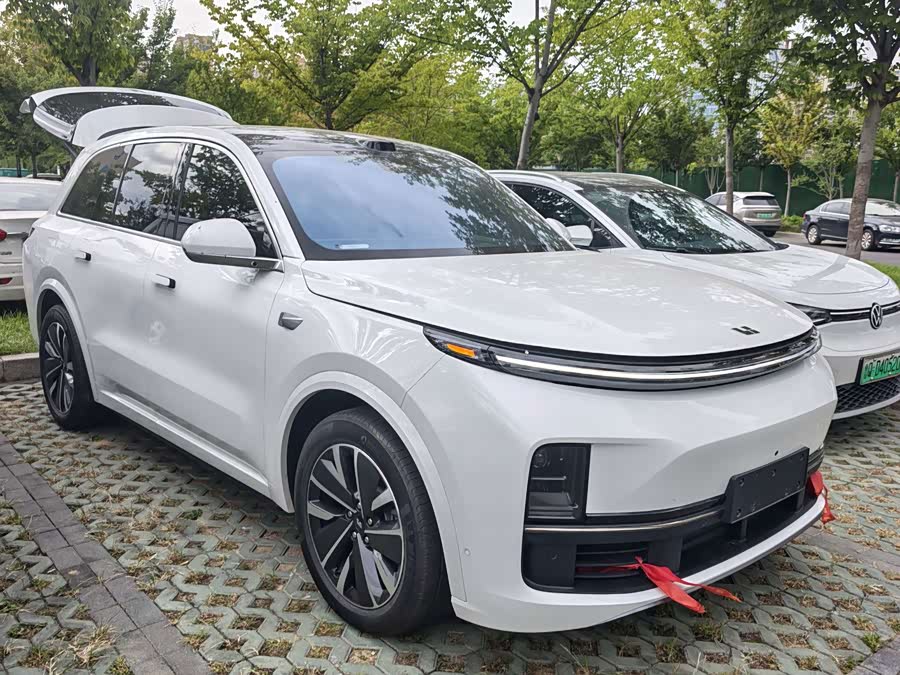 Li Auto L8 2024 Pro - zdjęcie 7