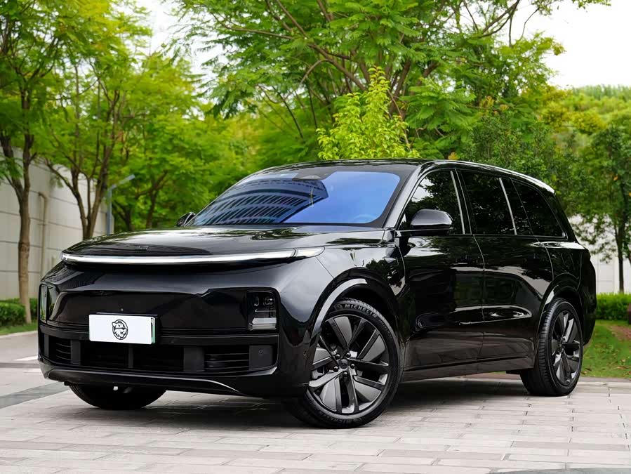 Li Auto L9 2023 Pro - zdjęcie 1