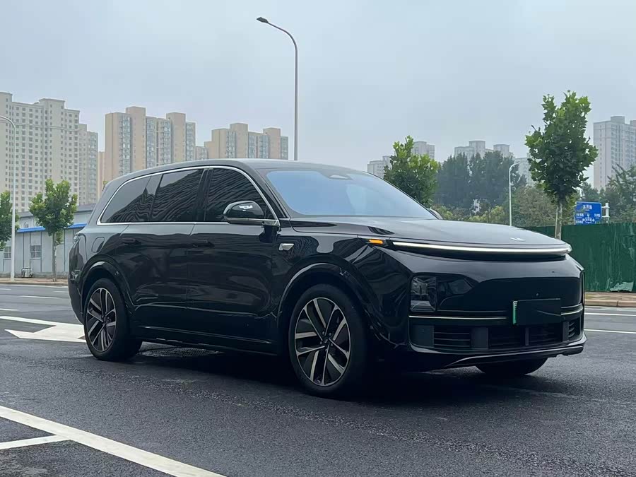 Li Auto L9 2023 Pro - zdjęcie 3