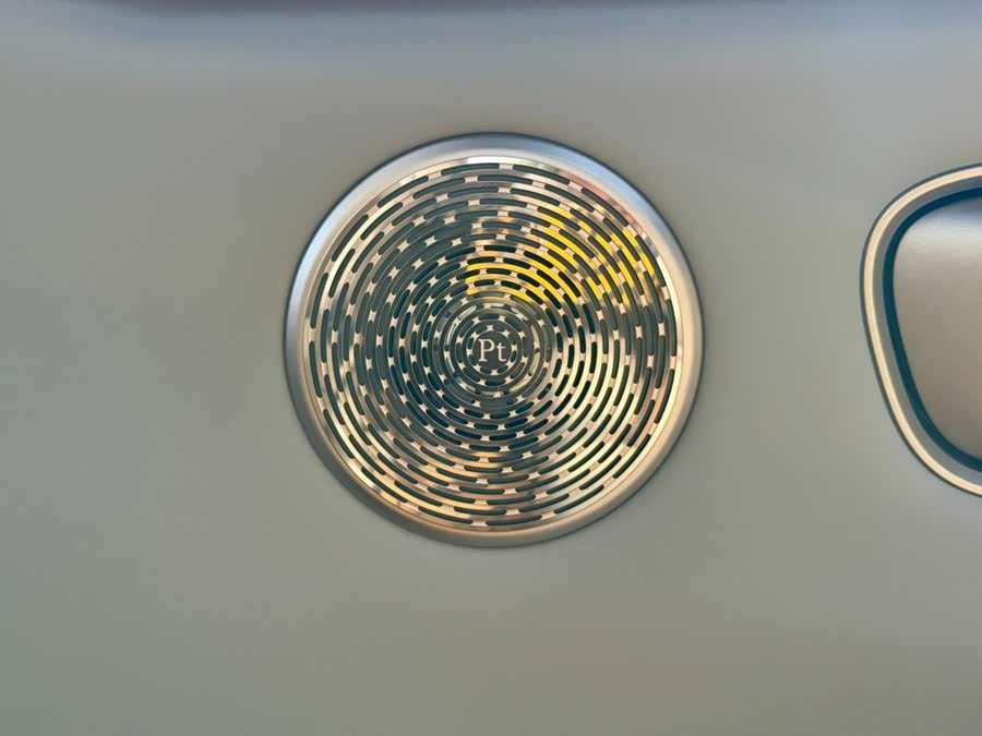 Li Auto i6 2025 4WD Standard - zdjęcie 8