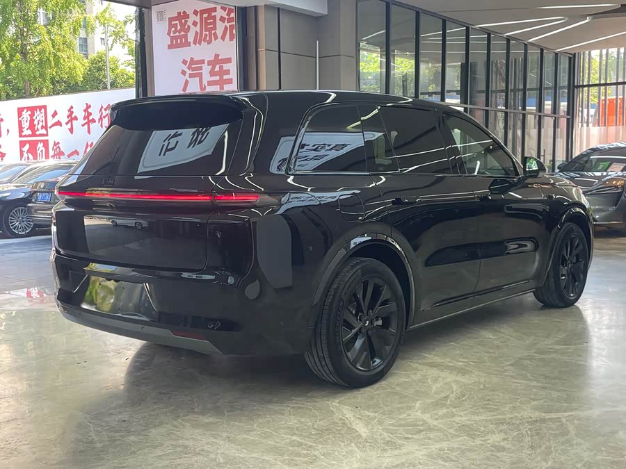 Li Xiang L8 2023 Pro - zdjęcie 7