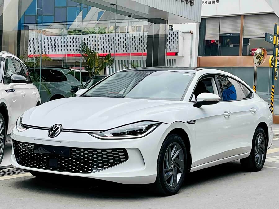 Lingdu L 280TSI DSG Sport - zdjęcie 1
