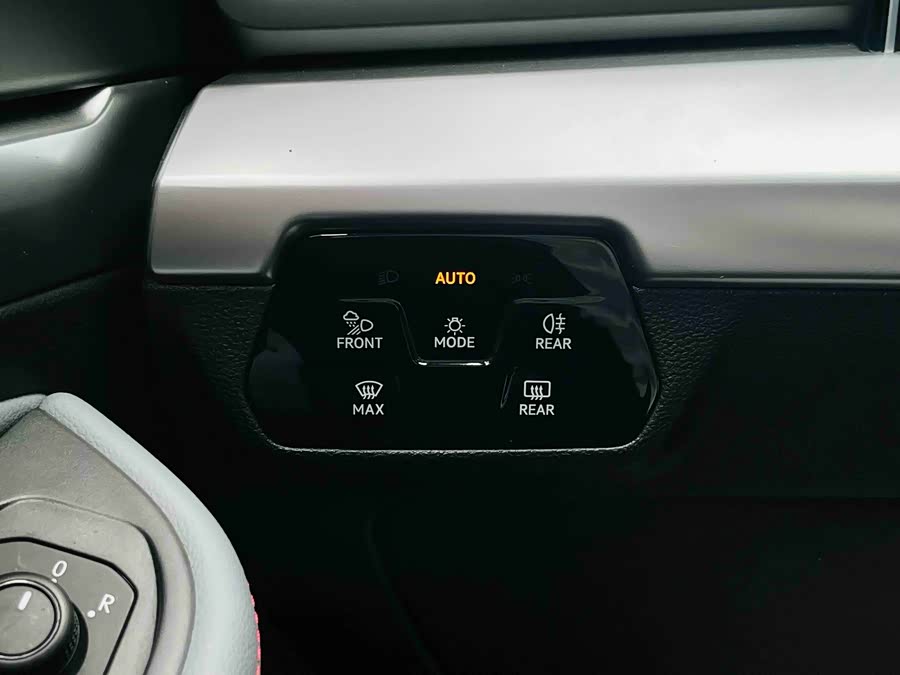 Lingdu L 280TSI DSG Sport - zdjęcie 13