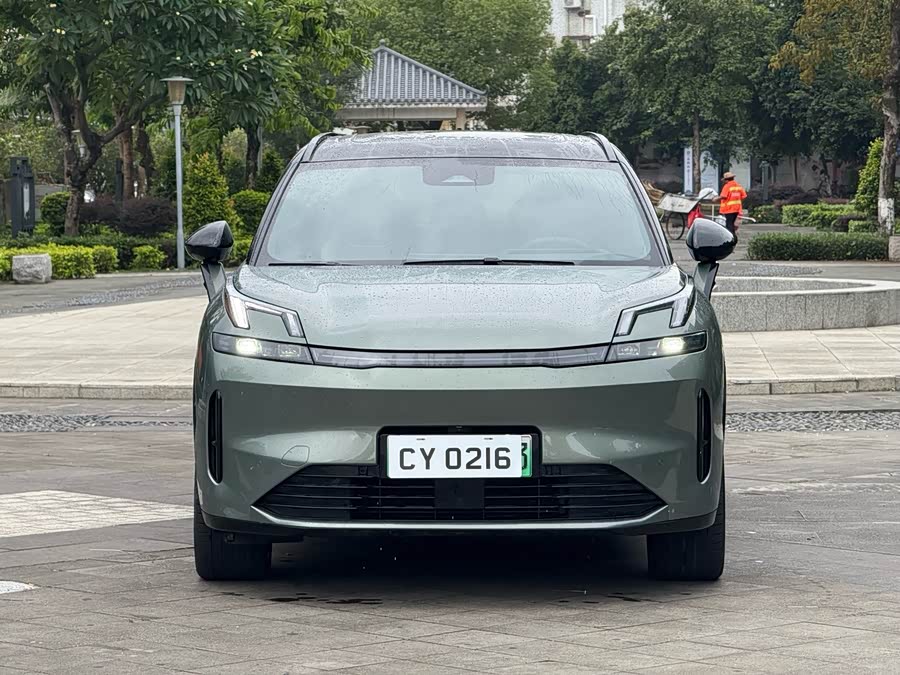 Lynk & Co 08 EM-P 2023 220km Four-Wheel Drive Performance Halo - zdjęcie 2