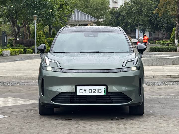 Lynk & Co 08 EM-P 2023 220km Four-Wheel Drive Performance Halo - zdjęcie 11