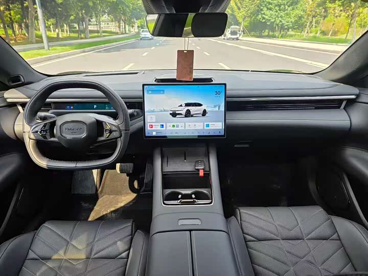 Lynk & Co 10 2025 240 4WD Ultra H5 - zdjęcie 14
