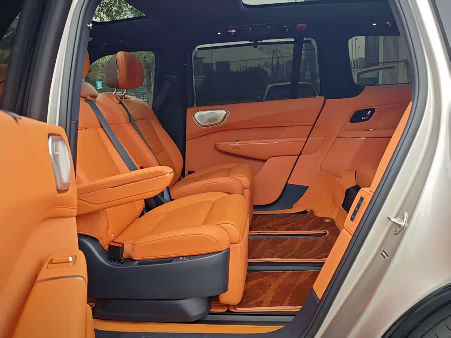 Lynk & Co 900 2025 1.5T Ultra 6-seater - zdjęcie 10