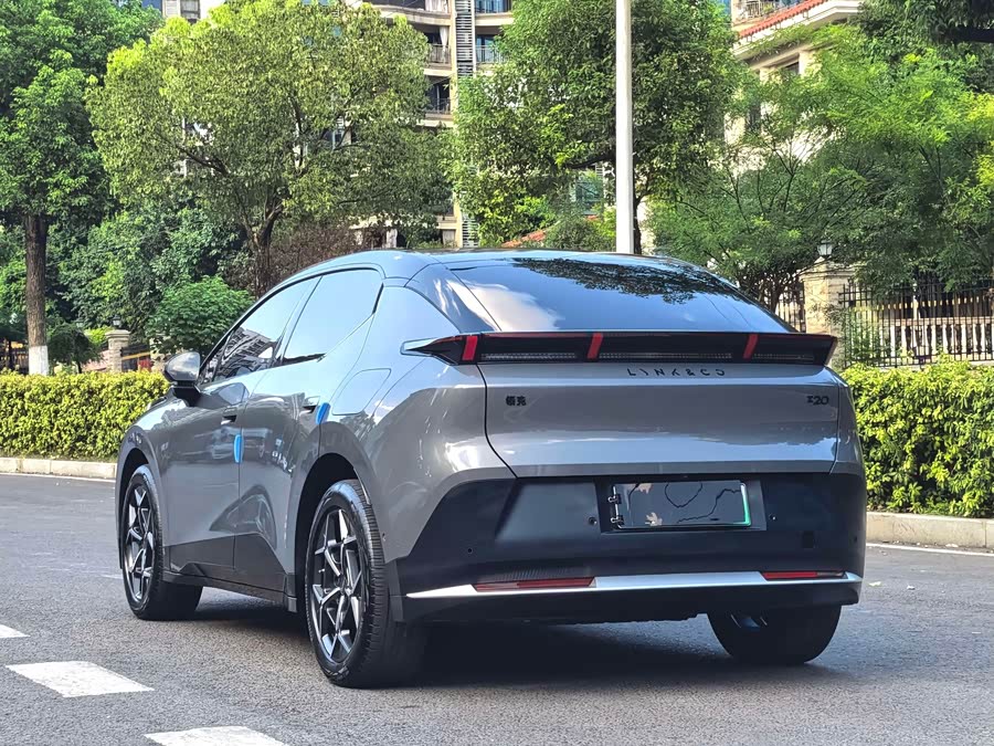 Lynk & Co Z20 2025 530km RWD Max - zdjęcie 14