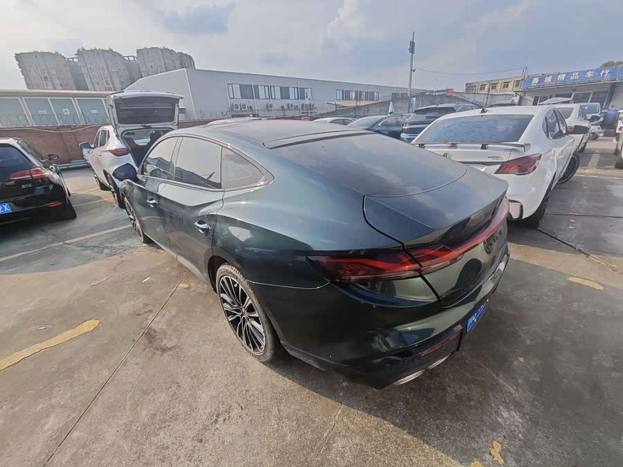 MG7 2023 1.5T DCT Elegant Version - zdjęcie 14