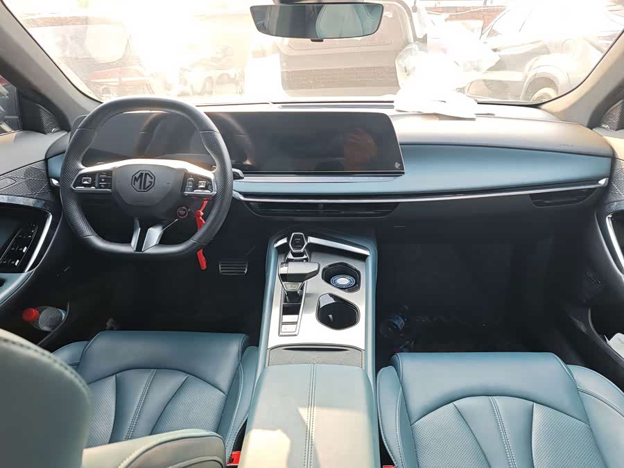 MG7 2023 1.5T DCT Elegant Version - zdjęcie 6