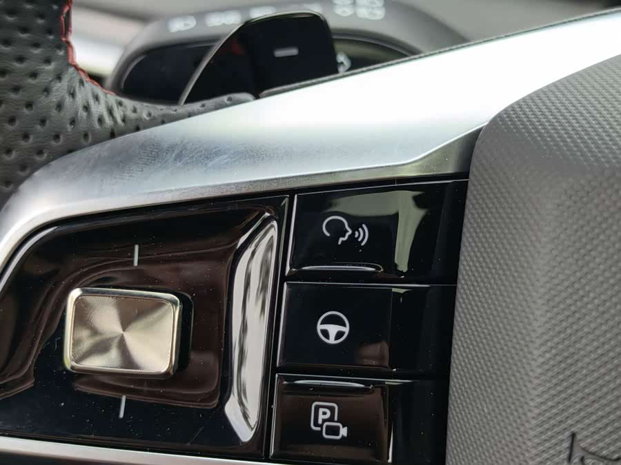 MG7 2025 1.5T 300 DCT Luxury - zdjęcie 18