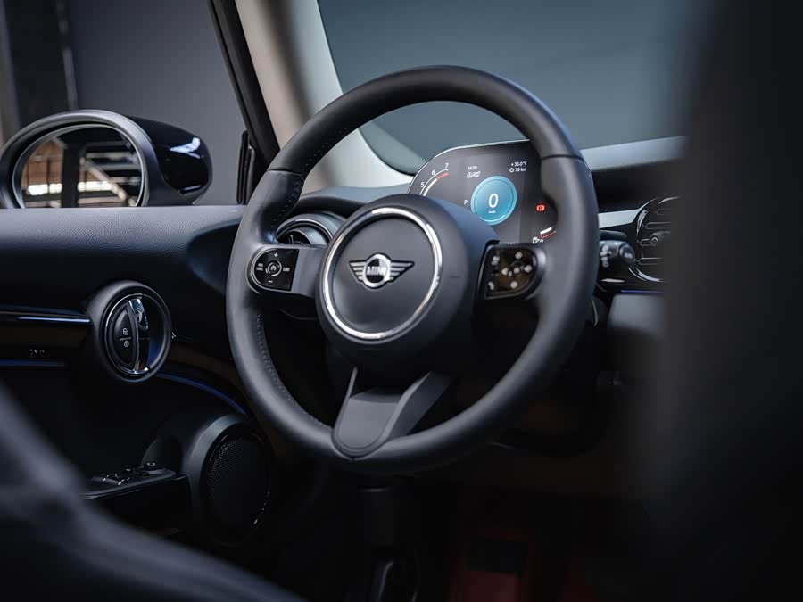 MINI 2023 1.5T COOPER Artist - zdjęcie 14
