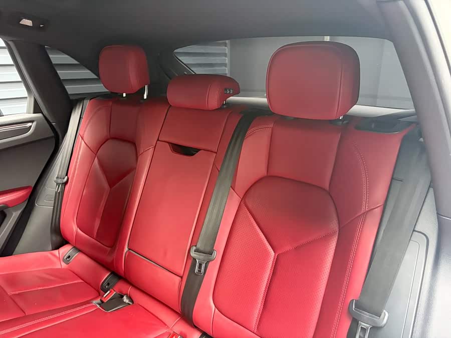 Macan 2.0T - zdjęcie 12