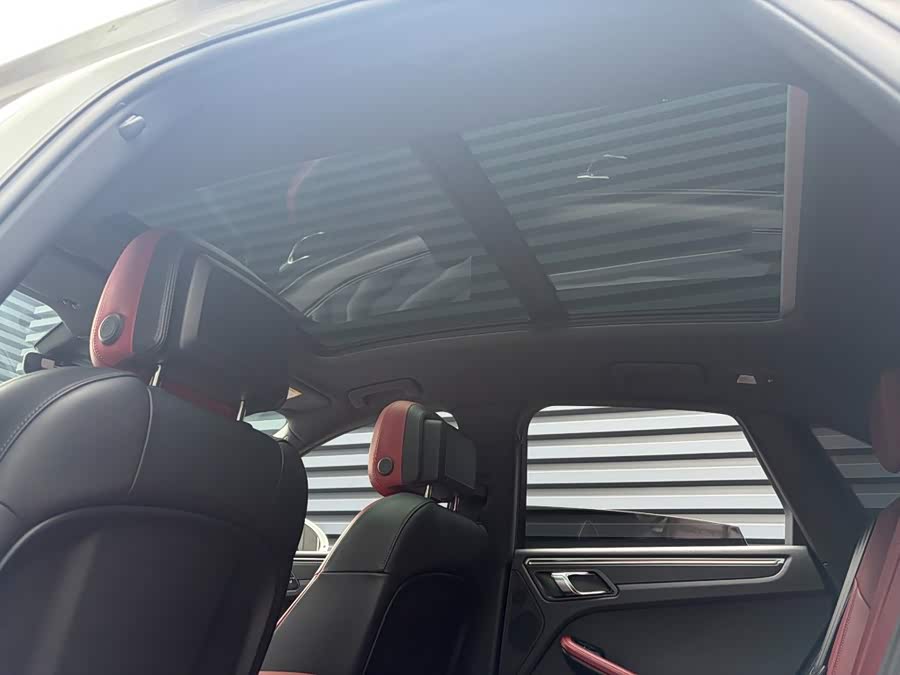 Macan 2.0T - zdjęcie 14