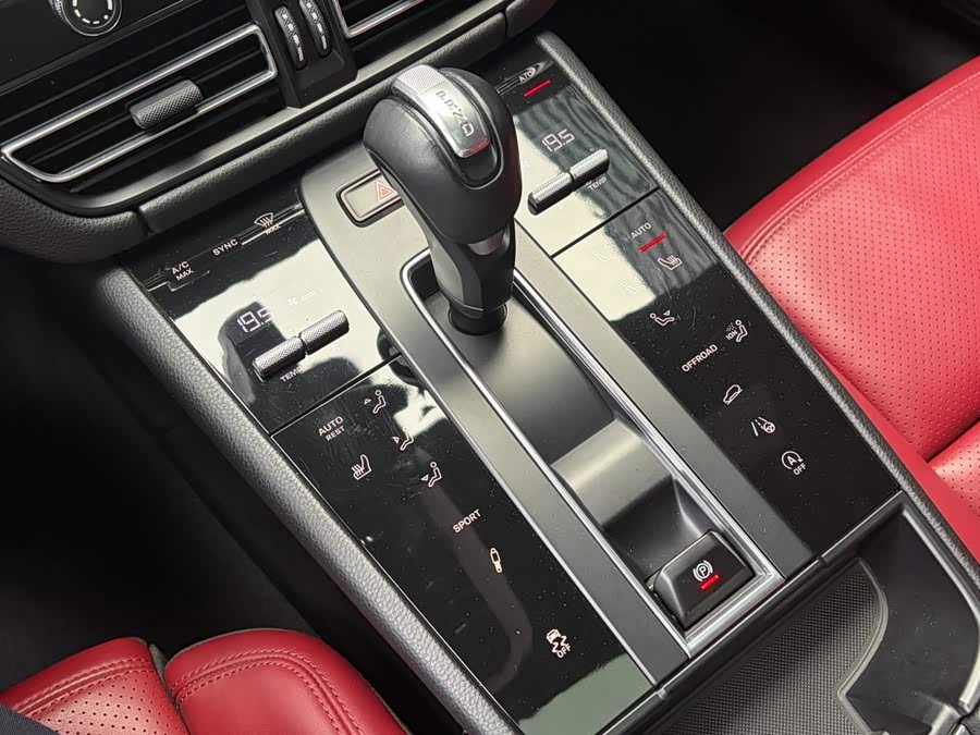 Macan 2.0T - zdjęcie 19