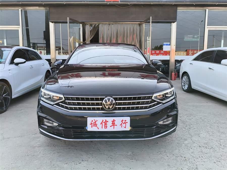 Magotan 2023 2 Million Units Commemorative Edition 330TSI DSG Luxury Type - zdjęcie 2