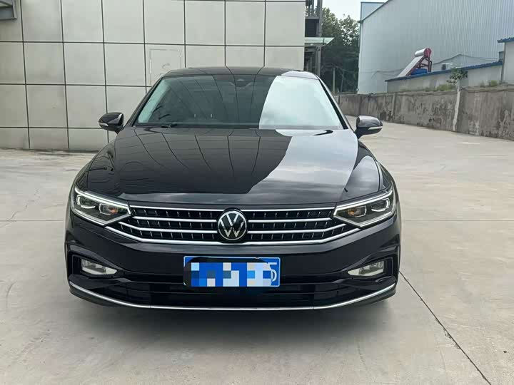 Magotan 2023 2 Million Units Commemorative Edition 330TSI DSG Luxury Type - zdjęcie 12