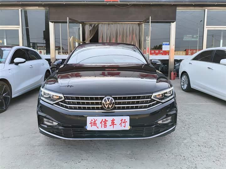 Magotan 2023 2 Million Units Commemorative Edition 330TSI DSG Luxury Type - zdjęcie 18