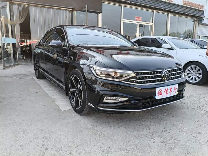 Magotan 2023 2 Million Units Commemorative Edition 330TSI DSG Luxury Type - zdjęcie 19