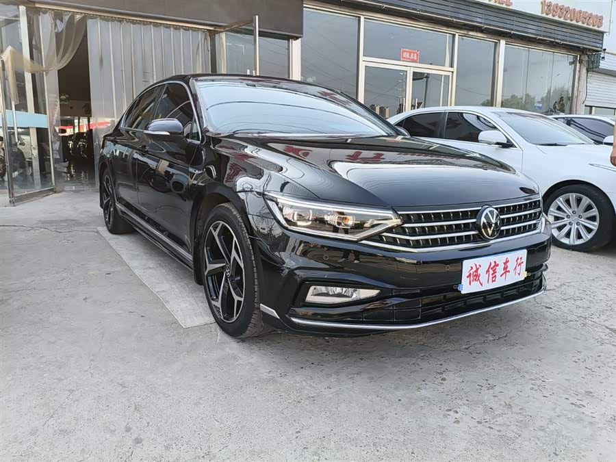 Magotan 2023 2 Million Units Commemorative Edition 330TSI DSG Luxury Type - zdjęcie 3