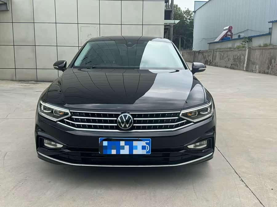 Magotan 2023 2 Million Units Commemorative Edition 330TSI DSG Luxury Type - zdjęcie 3