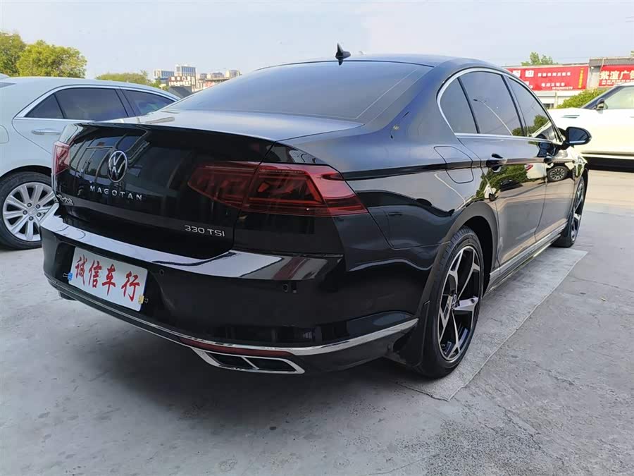 Magotan 2023 2 Million Units Commemorative Edition 330TSI DSG Luxury Type - zdjęcie 4