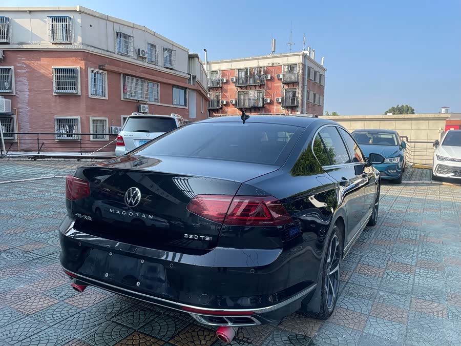 Magotan 2023 2.0T 330TSI DSG Leading - zdjęcie 12
