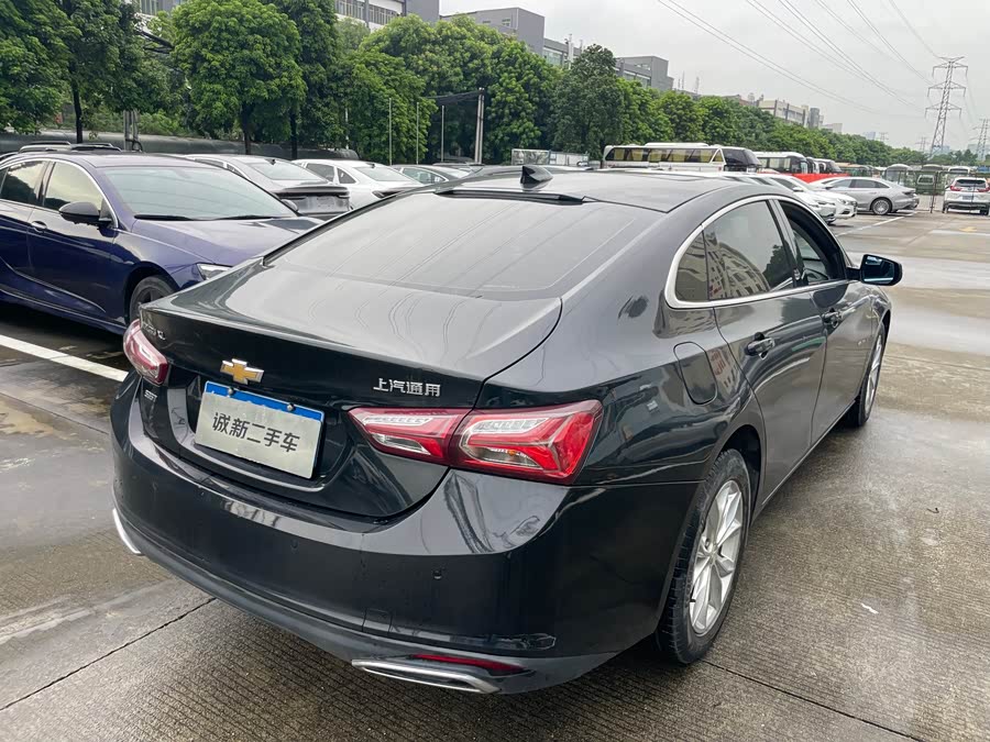 Malibu XL 2022 535T Auto Sport - zdjęcie 3