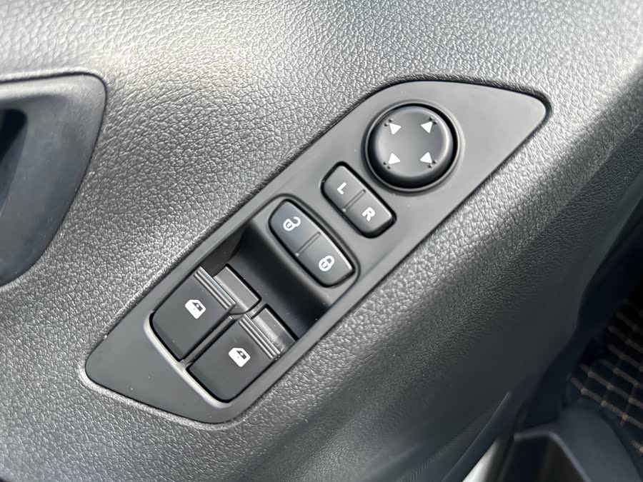 Maxus G20 2023 ES 2.0T Gas Auto Value - zdjęcie 9