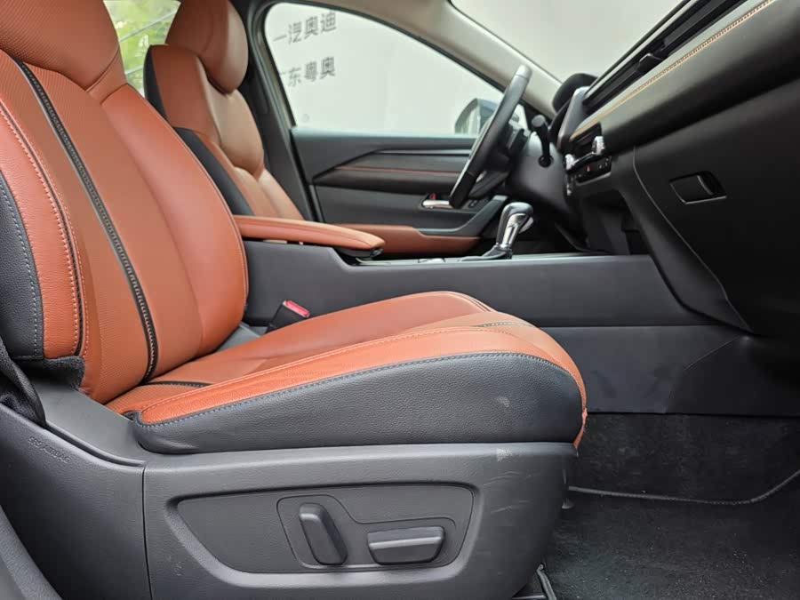 Mazda CX-50 2023 2.5L Premium - zdjęcie 12