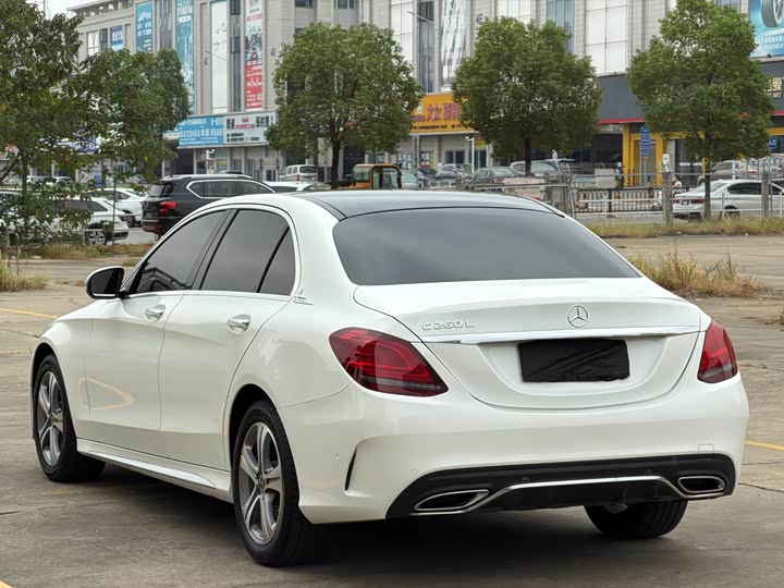 Mercedes-Benz C-Class 2021 C 260 L Sport Edition - zdjęcie 17