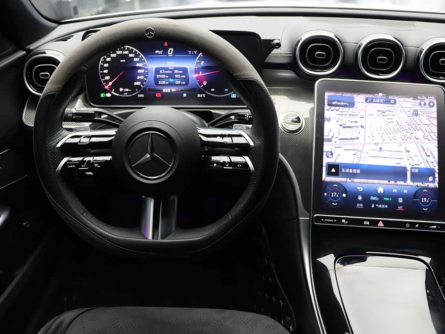 Mercedes-Benz C-Class 2023 C 200 L Sport Edition - zdjęcie 11