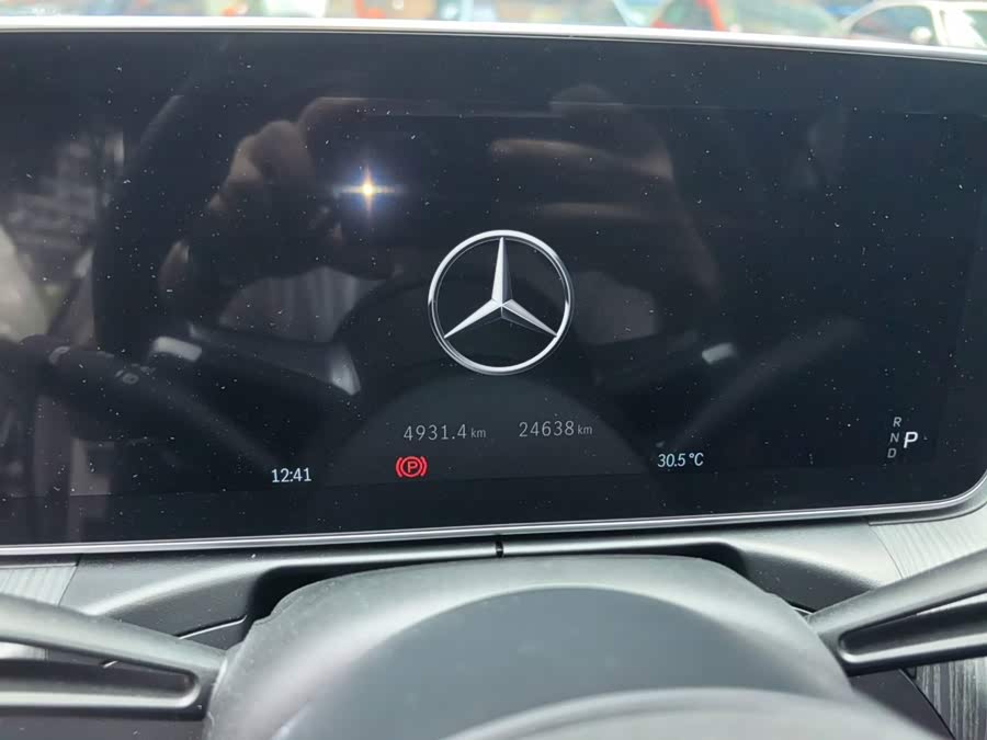 Mercedes-Benz C-Class 2023 C 200 L Sport Edition - zdjęcie 12