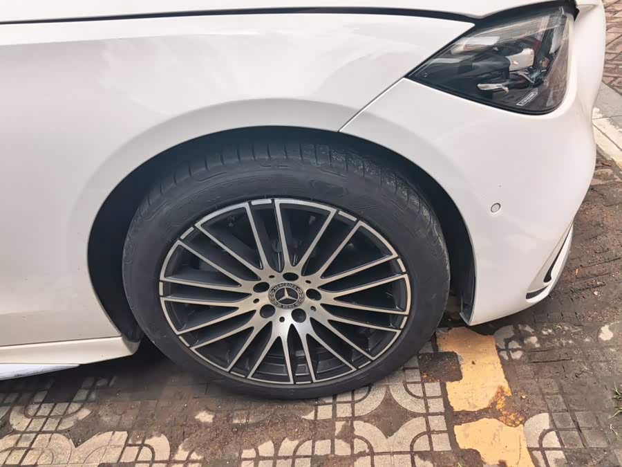 Mercedes-Benz C-Class 2023 C 200 L Sport Edition - zdjęcie 8