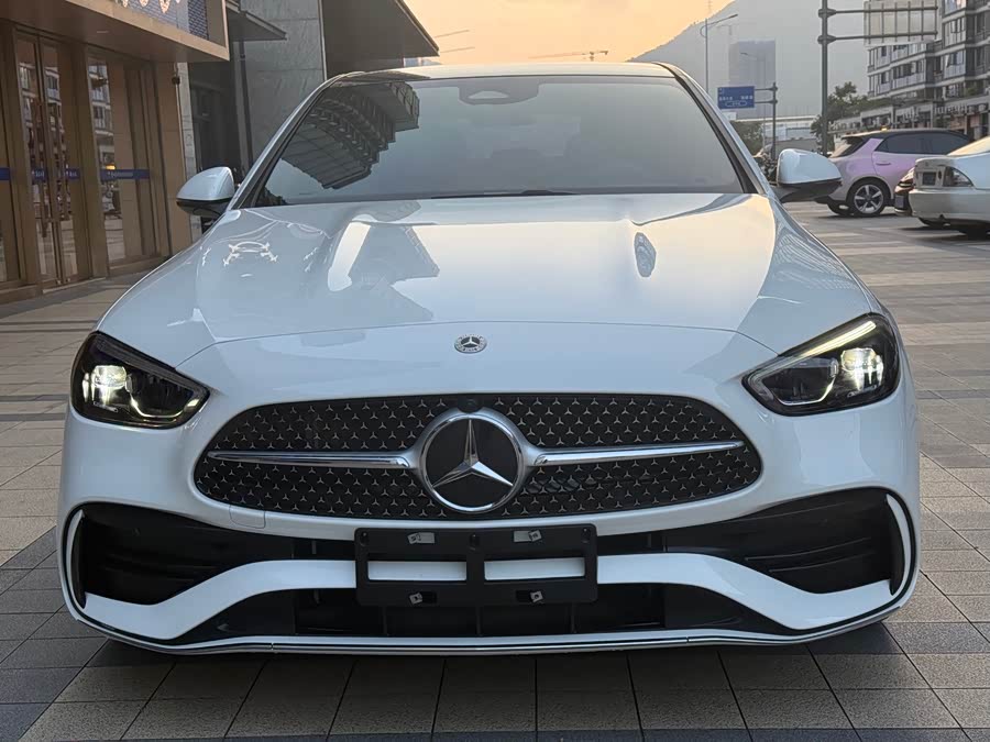 Mercedes-Benz C-Class 2023 C 260 L Sport Edition - zdjęcie 2
