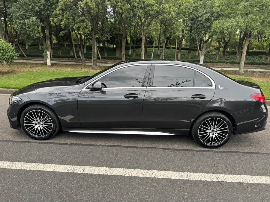 Mercedes-Benz C-Class 2023 C 260 L Sport Edition - zdjęcie 12