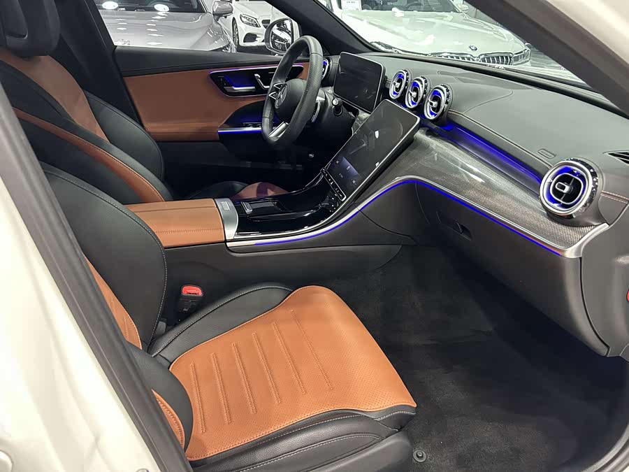 Mercedes-Benz C-Class 2023 C 260 L Sport Edition - zdjęcie 9