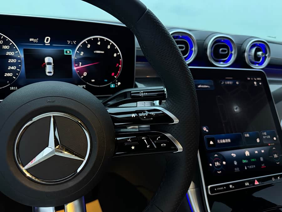 Mercedes-Benz C-Class 2023 Facelift C 260 L Sport - zdjęcie 19