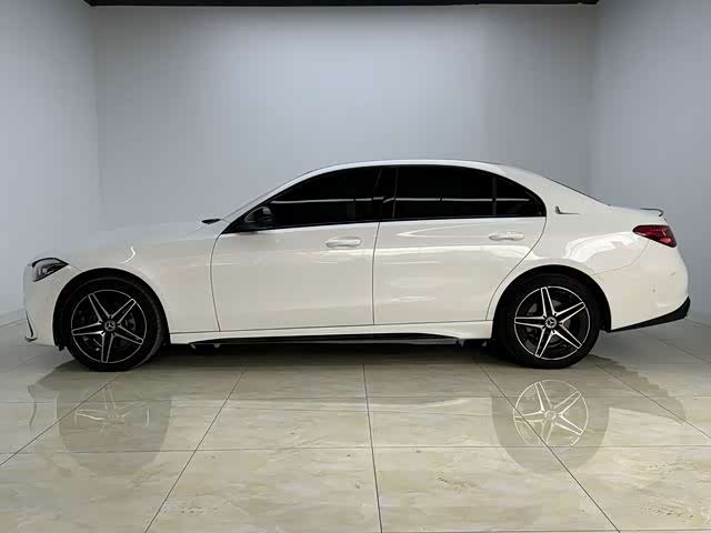 Mercedes-Benz C-Class 2024 C 260 L Haoye Sports Edition - zdjęcie 10