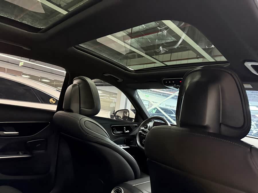 Mercedes-Benz C-Class 2024 C 260 L Sport - zdjęcie 14