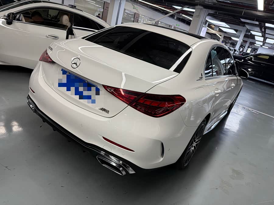 Mercedes-Benz C-Class 2024 C 260 L Sport - zdjęcie 17