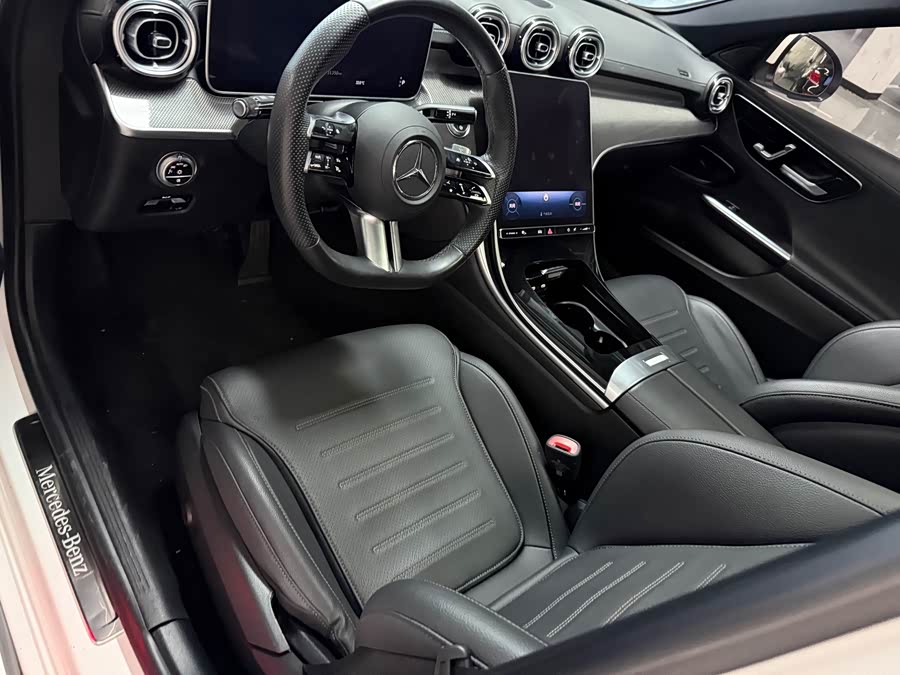 Mercedes-Benz C-Class 2024 C 260 L Sport - zdjęcie 4
