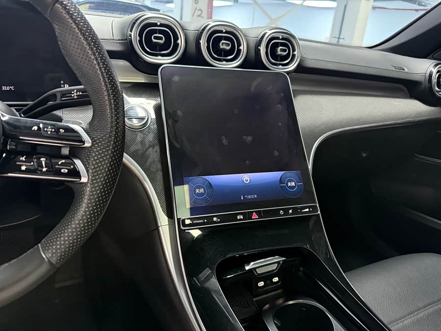 Mercedes-Benz C-Class 2024 C 260 L Sport - zdjęcie 7